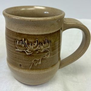 Vintage handmade “RossCanada” studio art pottery glazed moose profile design mug
